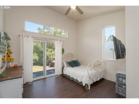 892 Mulberry Lane Roseburg OR 97471