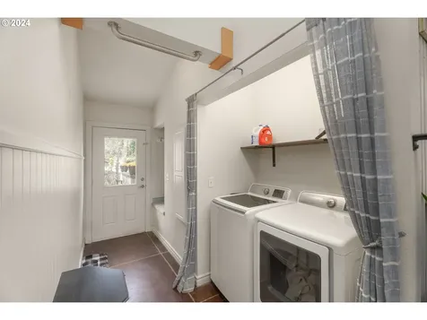 892 Mulberry Lane Roseburg OR 97471