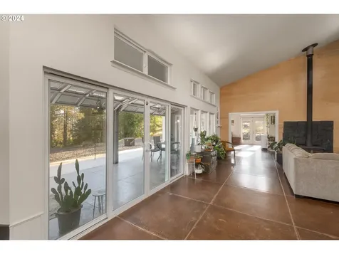 892 Mulberry Lane Roseburg OR 97471