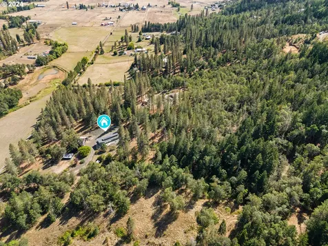 892 Mulberry Lane Roseburg OR 97471