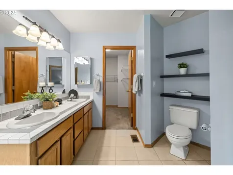 5212 SW Bushbaum Court Tualatin OR 97062