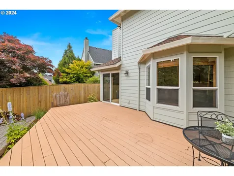 5212 SW Bushbaum Court Tualatin OR 97062