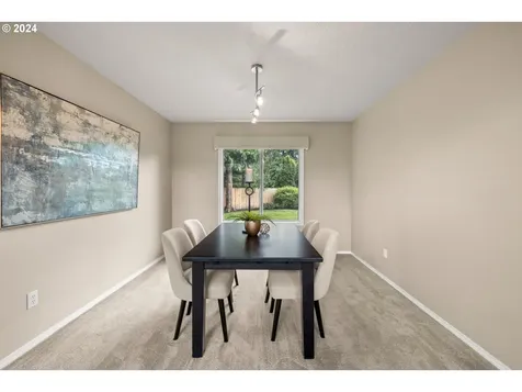5212 SW Bushbaum Court Tualatin OR 97062