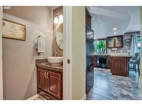 15505 Ne 37th Street Vancouver WA 98682