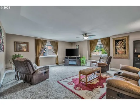 15505 Ne 37th Street Vancouver WA 98682