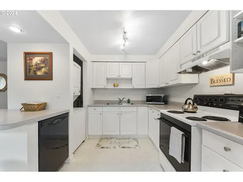 4663 NE 119th Avenue Portland OR 97220