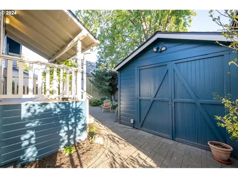 4612 Se Main Street Portland OR 97215