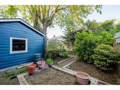 4612 Se Main Street Portland OR 97215