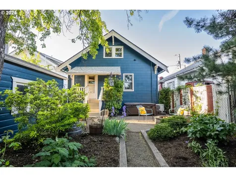 4612 Se Main Street Portland OR 97215