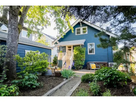 4612 Se Main Street Portland OR 97215