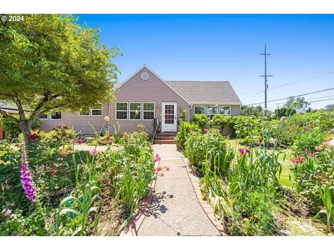 5308 Ne Multnomah Street Portland OR 97213