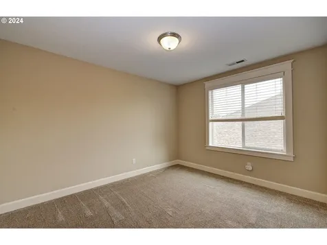 9605 NE 104th Street Vancouver WA 98662