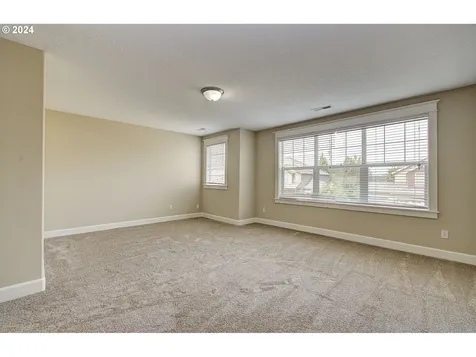 9605 NE 104th Street Vancouver WA 98662