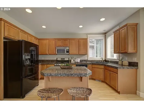 9605 NE 104th Street Vancouver WA 98662