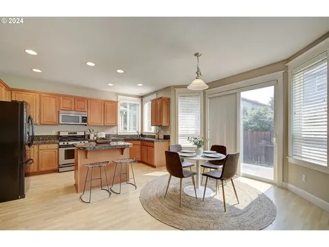 9605 NE 104th Street Vancouver WA 98662