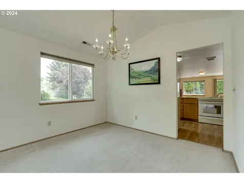 4017 Ne 158th Avenue Vancouver WA 98682