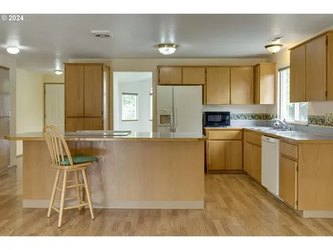 4017 Ne 158th Avenue Vancouver WA 98682