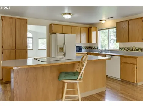 4017 Ne 158th Avenue Vancouver WA 98682
