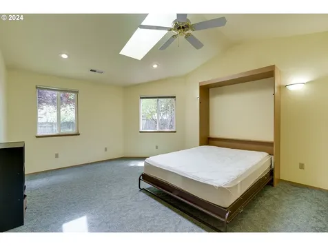 4017 Ne 158th Avenue Vancouver WA 98682