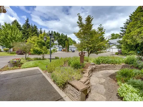 4017 Ne 158th Avenue Vancouver WA 98682