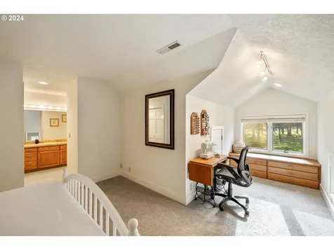 13811 Ne River Bend Drive Battle Ground WA 98604
