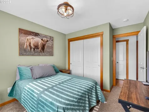 42449 Dale Lane Astoria OR 97103