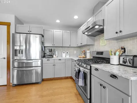 42449 Dale Lane Astoria OR 97103