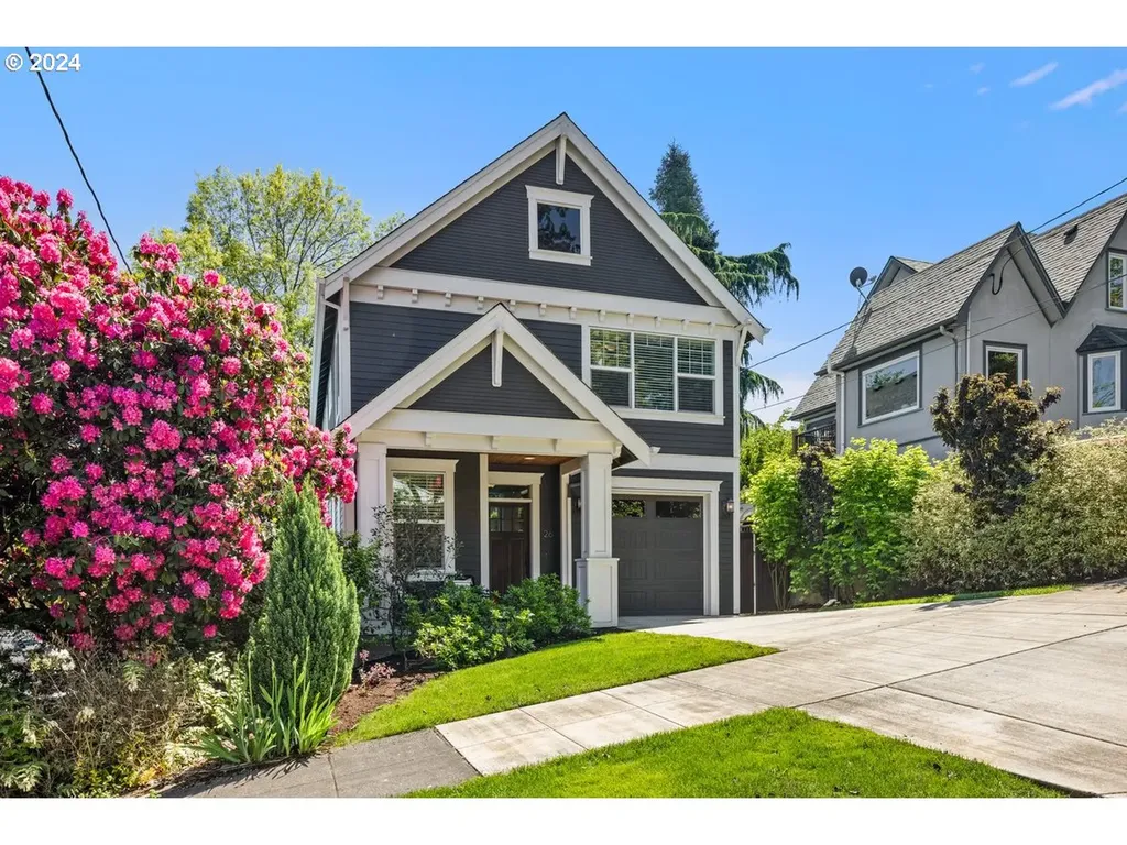 26 Se 69th Avenue Portland OR 97215
