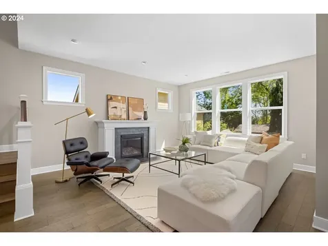 26 Se 69th Avenue Portland OR 97215