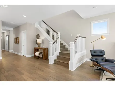 26 Se 69th Avenue Portland OR 97215