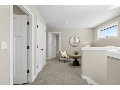 26 Se 69th Avenue Portland OR 97215