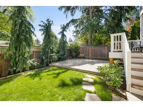 26 Se 69th Avenue Portland OR 97215