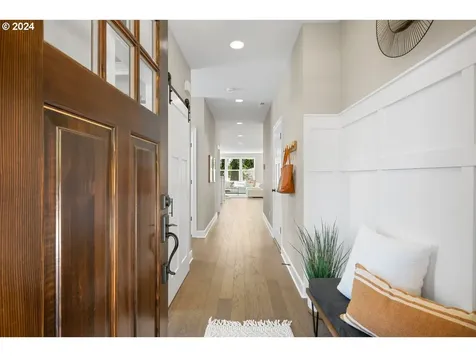 26 Se 69th Avenue Portland OR 97215