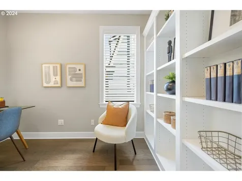 26 Se 69th Avenue Portland OR 97215
