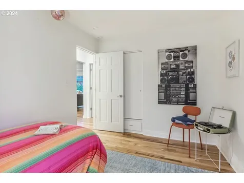 5624 SE Rhone Street Portland OR 97206