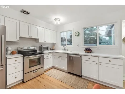5624 SE Rhone Street Portland OR 97206