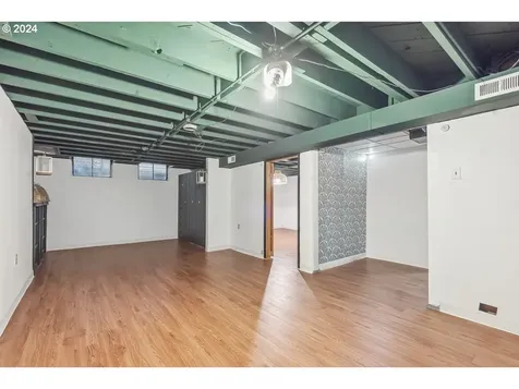5624 SE Rhone Street Portland OR 97206
