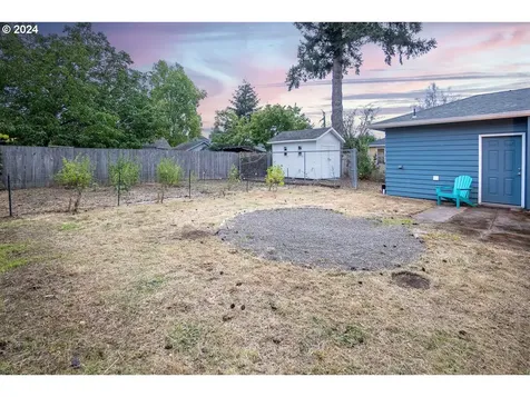 5624 SE Rhone Street Portland OR 97206