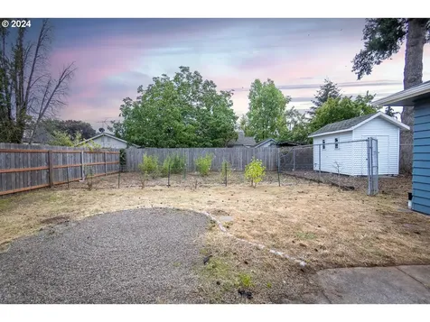 5624 SE Rhone Street Portland OR 97206