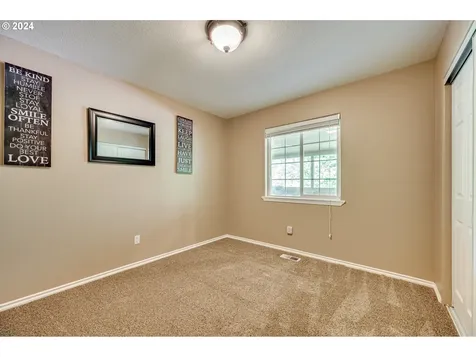14612 Ne Mahnke Drive Brush Prairie WA 98606