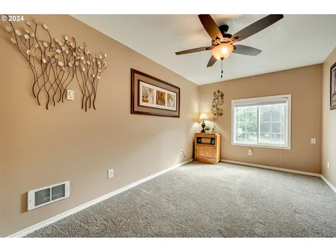 14612 Ne Mahnke Drive Brush Prairie WA 98606