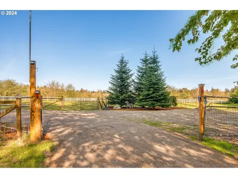 14612 Ne Mahnke Drive Brush Prairie WA 98606