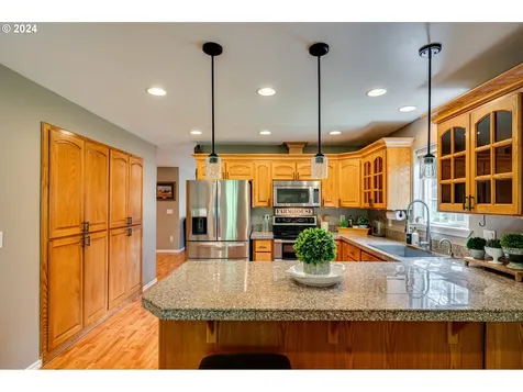 14612 Ne Mahnke Drive Brush Prairie WA 98606