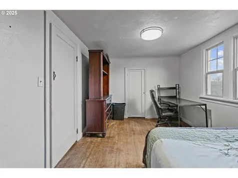 1137 SE Uglow Avenue Dallas OR 97338