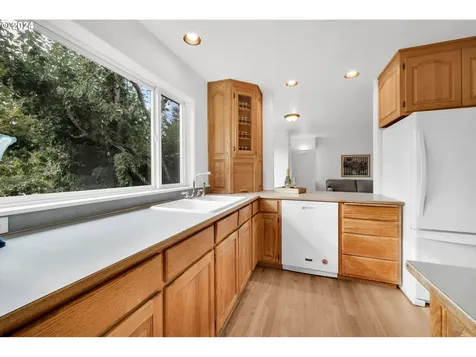2580 Moon Mountain Drive Eugene OR 97403