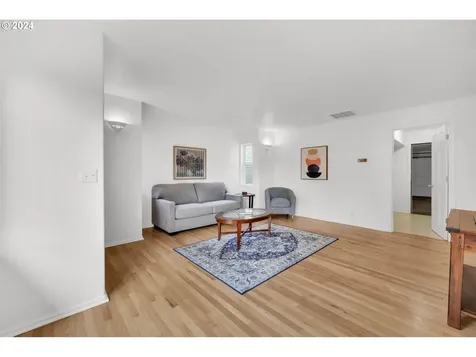 2580 Moon Mountain Drive Eugene OR 97403