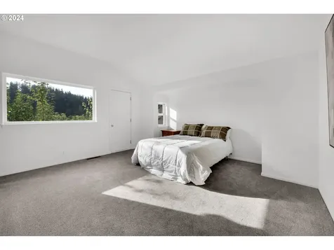 2580 Moon Mountain Drive Eugene OR 97403