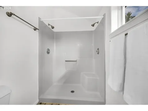 2580 Moon Mountain Drive Eugene OR 97403