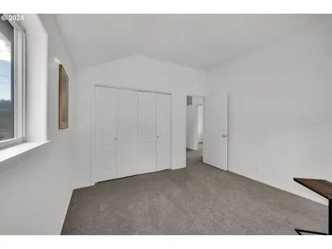 2580 Moon Mountain Drive Eugene OR 97403