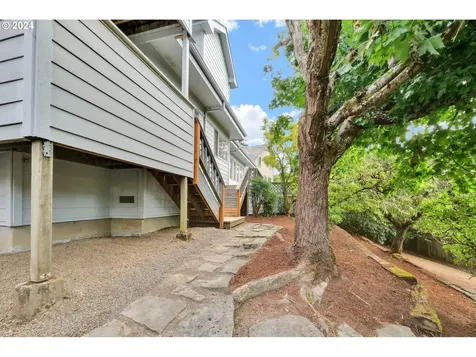 2580 Moon Mountain Drive Eugene OR 97403